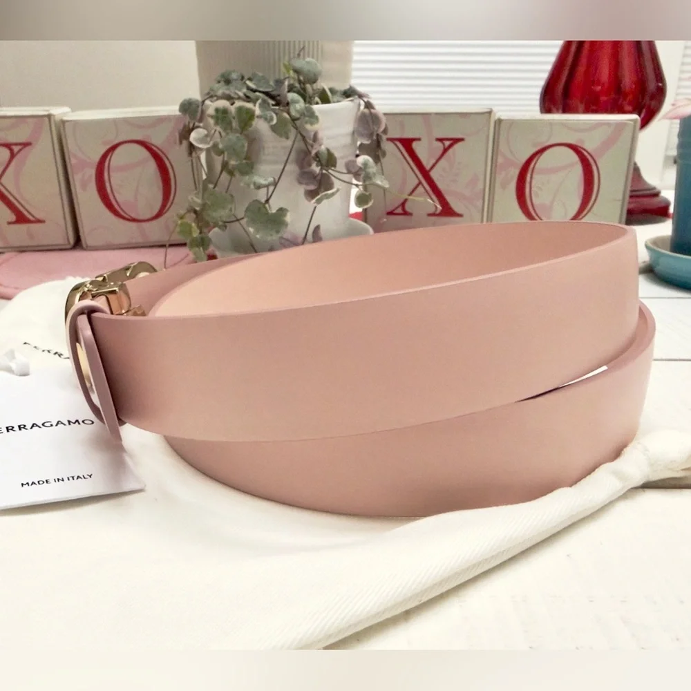 Ferragamo Pink Leather Belt Gold Buckle - Cut To Fit size 75-110cm